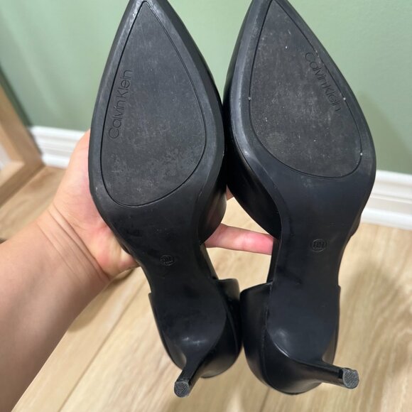 Calvin Klein Black Gloria d'Orsay Pump - Size 11M - Picture 3 of 5